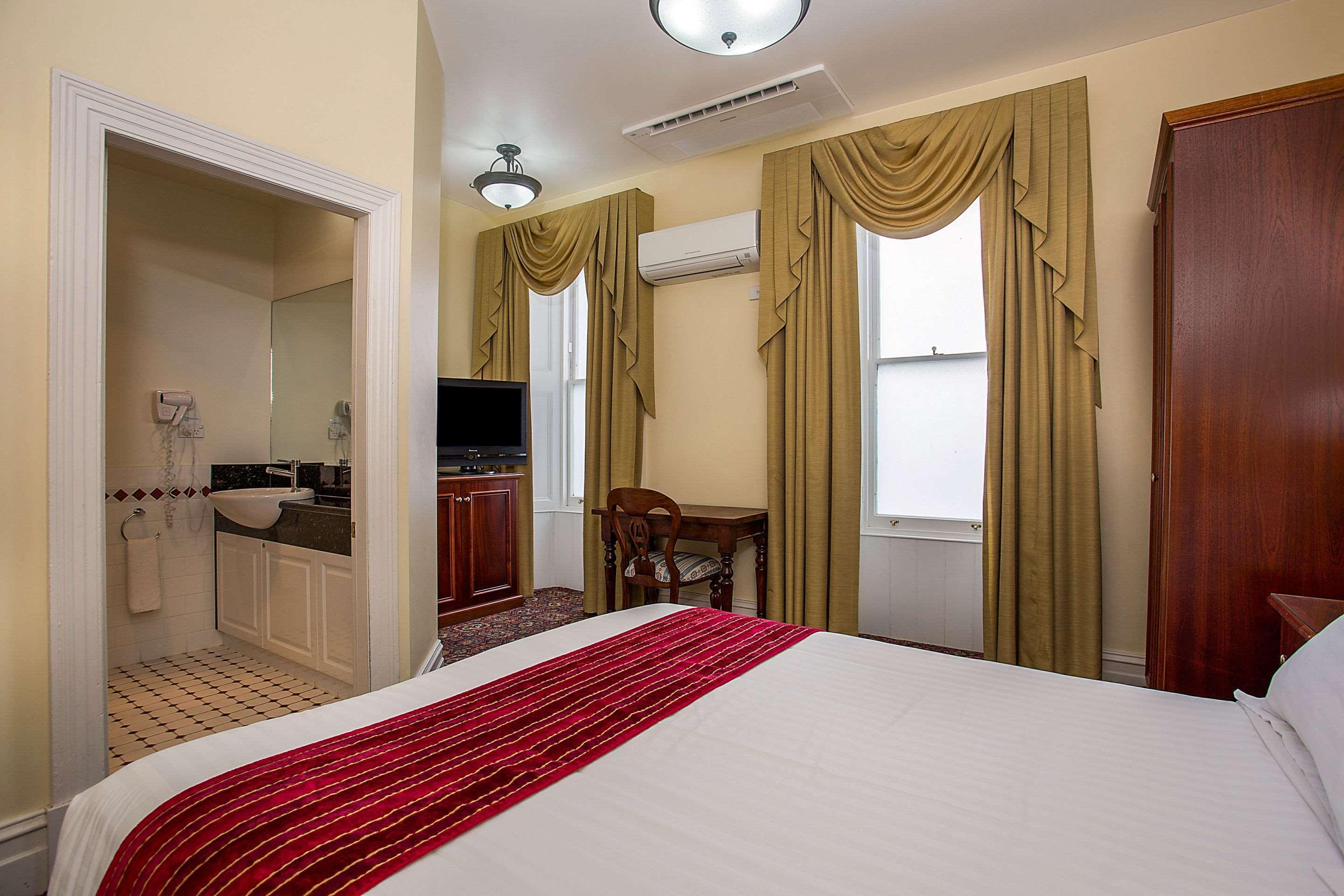 Quality Hotel Bentinck Portland Exterior photo